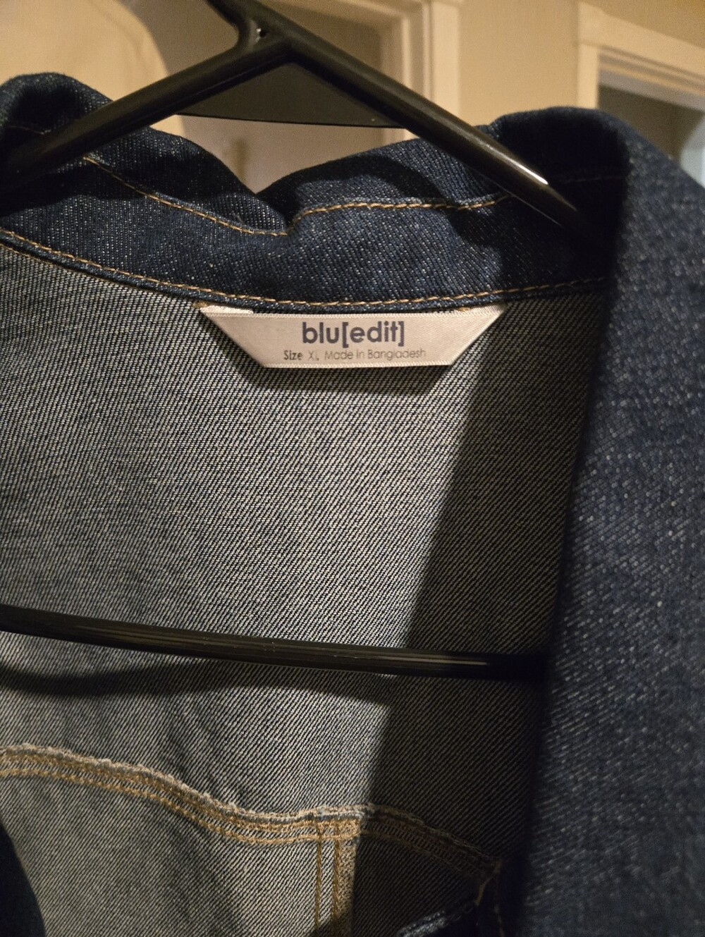Dark Wash Cropped Denim Jacket - Blue - Picture 2 of 4